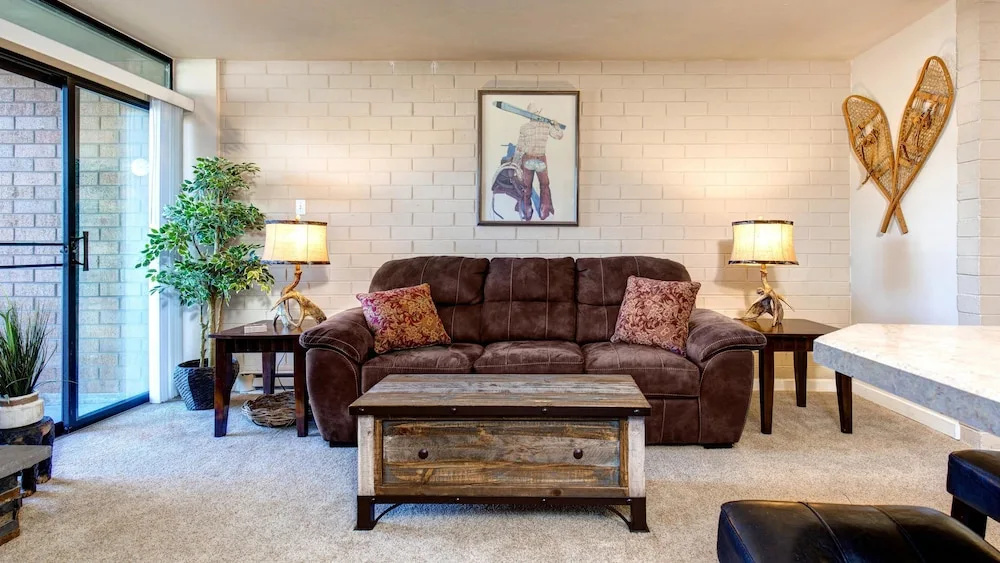 1704 Captain Molly Drive Condo 1 Bedroom 1 Bathroom Condo