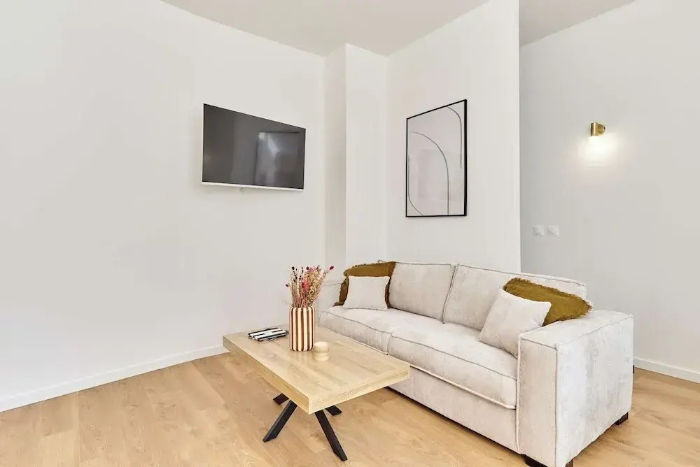 Charming AC Apartment - Buttes Chaumont Park