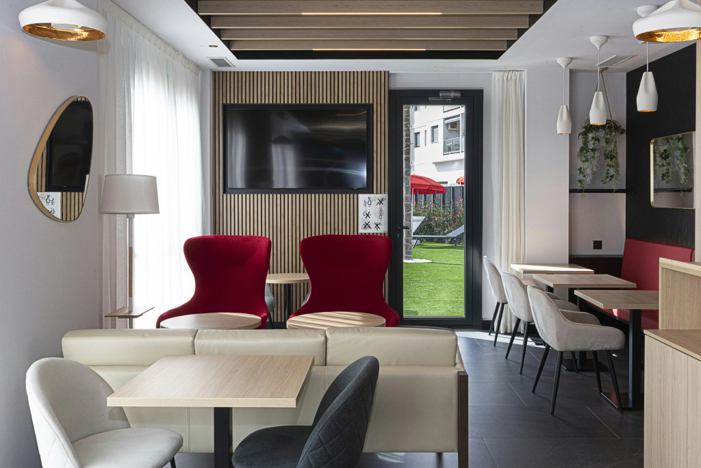 Sercotel Plana Suites