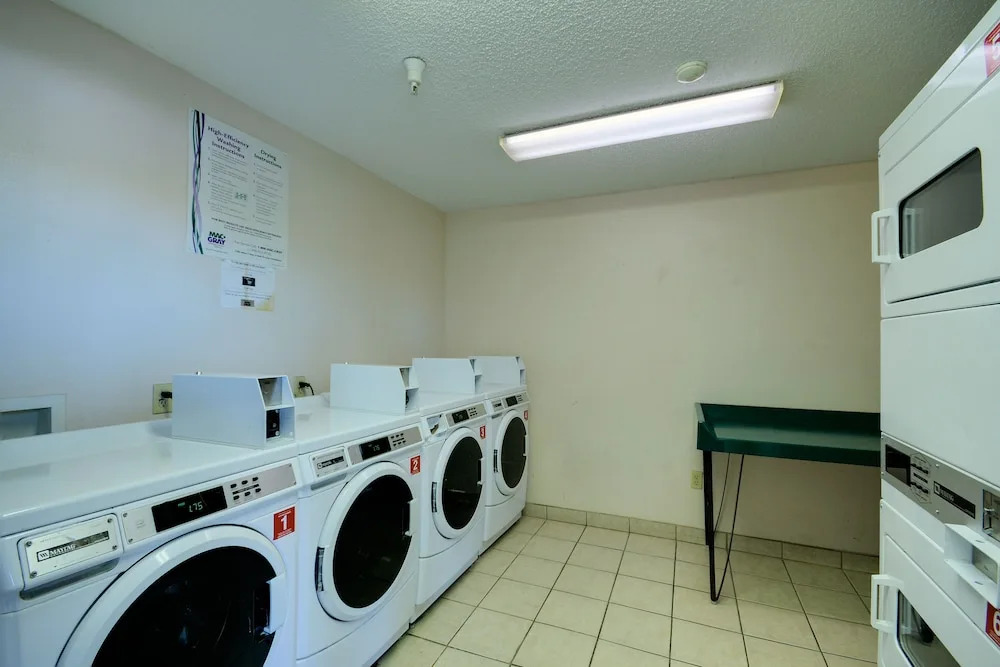 InTown Suites Extended Stay Houston TX - Hobby Airport