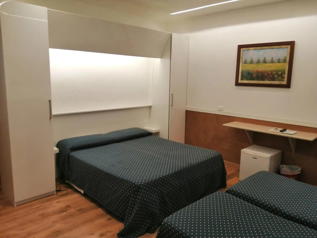 Hotel Verona Rome