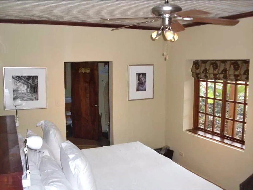 Condo Amalfi 104 by Playa Paradise