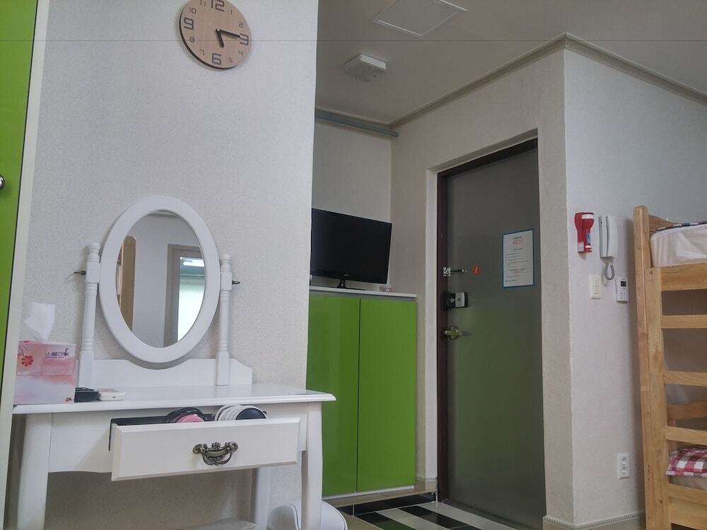Jiin Hostel & Guesthouse