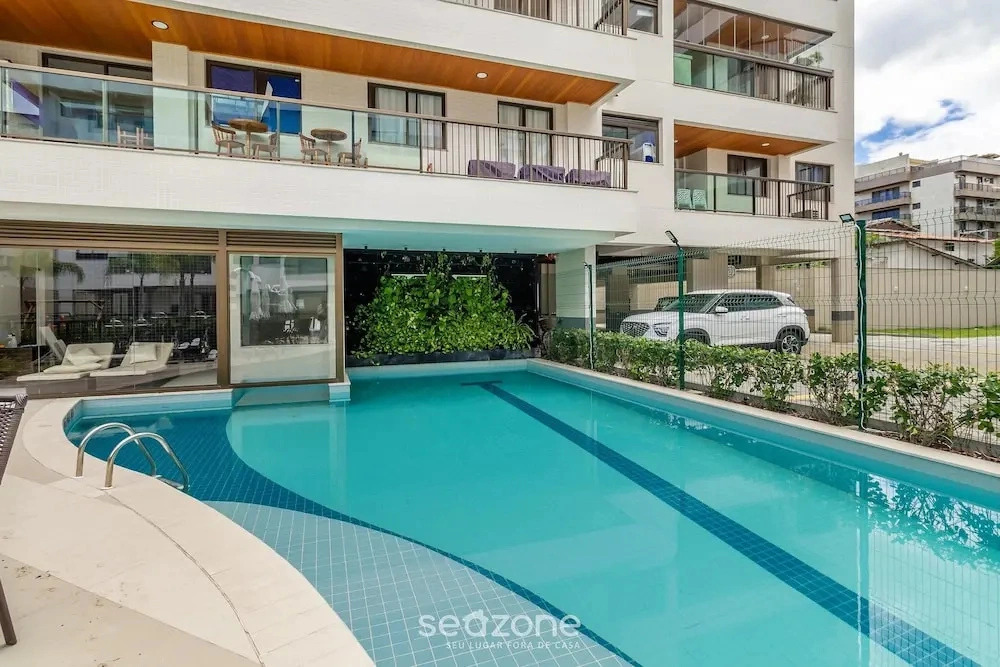 Apt w/ Balcony, BBQ & Pool View Ano0209