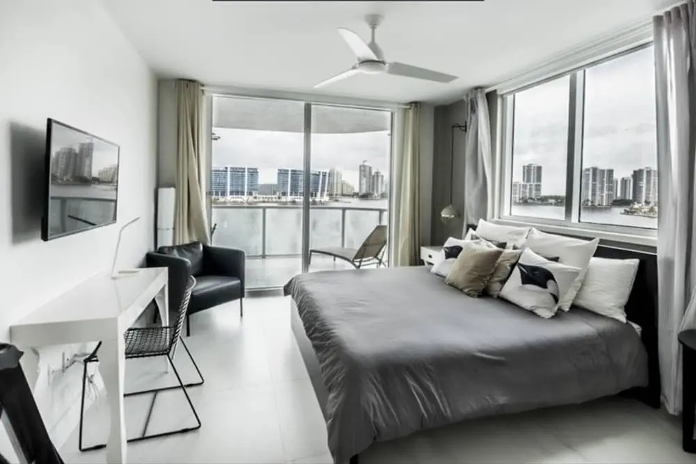 Le Marina Bay 810 by Go Florida Condo, Sunny Isles