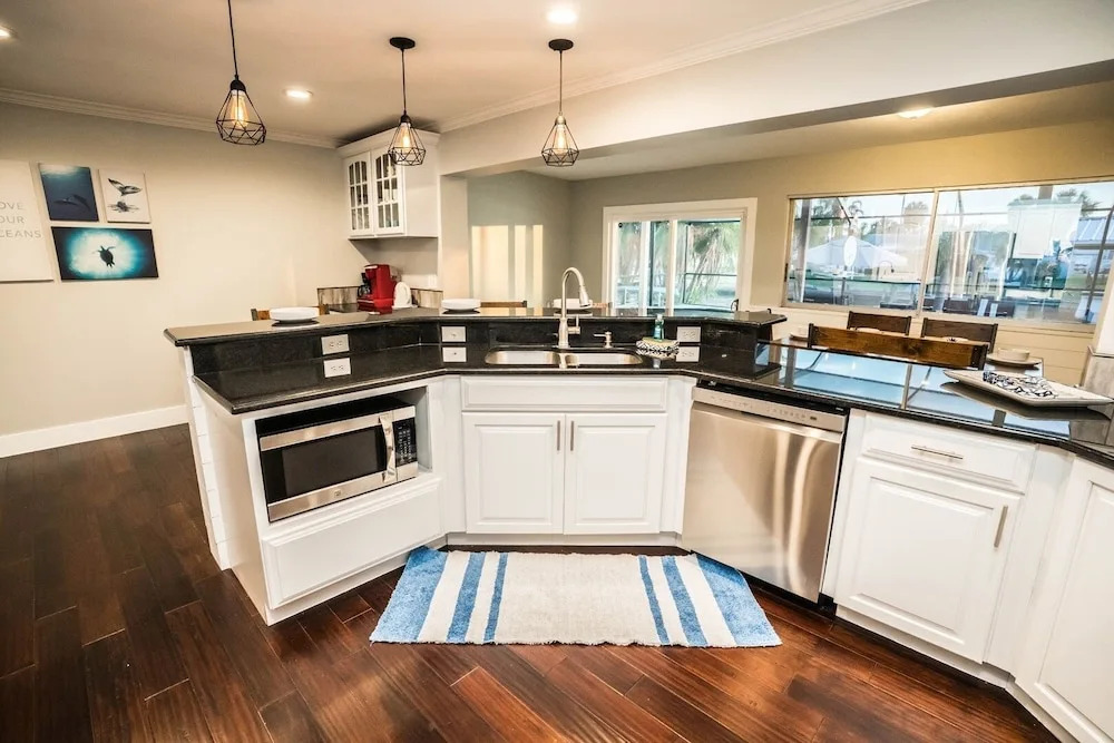 Baywatch - 712 Jamaica Cir W 4 Bedroom Home