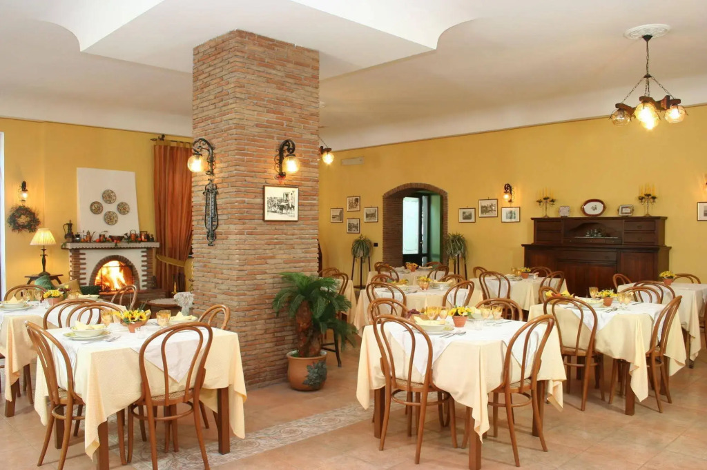 Hotel Degli Amici