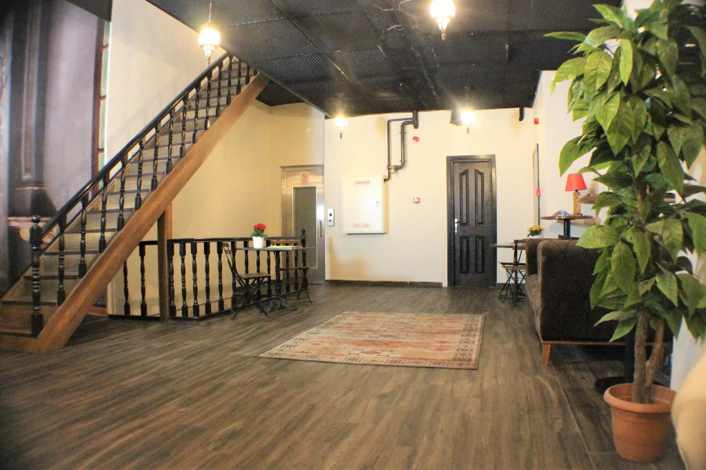 Vvr Hotel