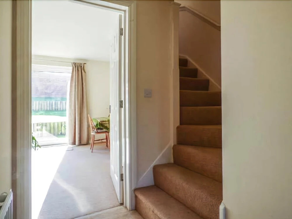 2 Kensey Court