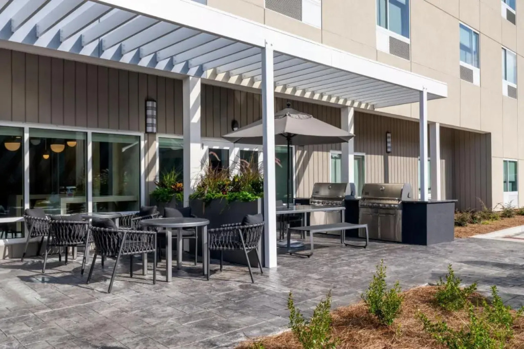 Hawthorn Suites by Wyndham