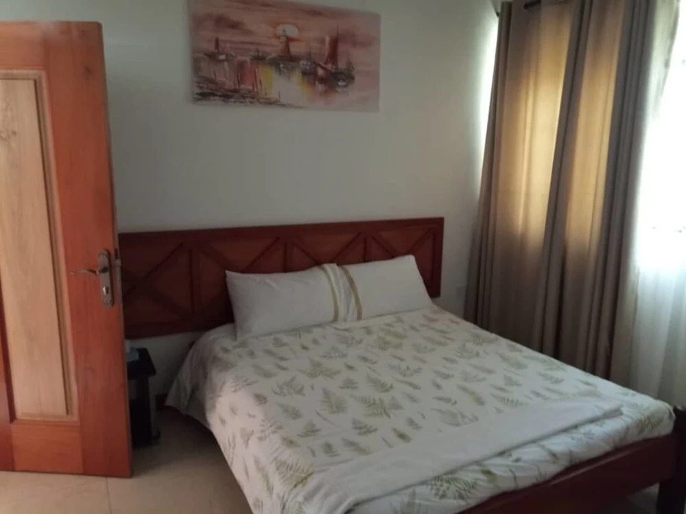 Kaazi LakeFront Villas