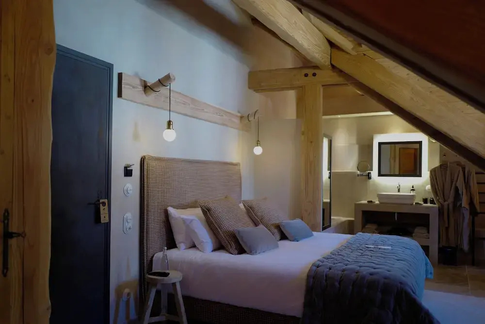 Hotel Le Prieure - 1500m