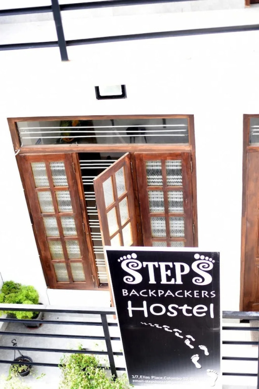 Steps Backpackers Hostel