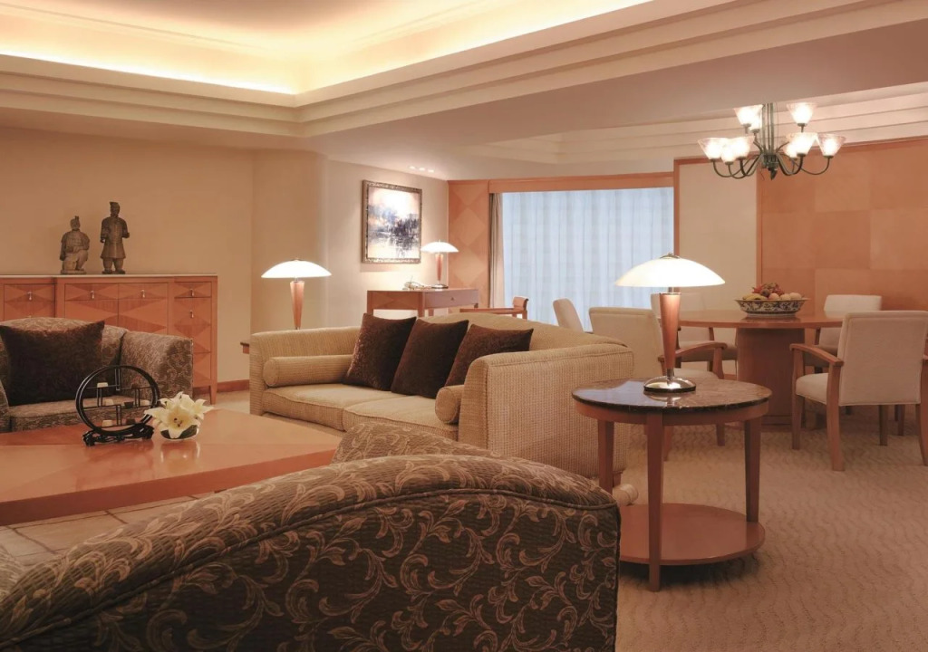 Shangri-La Golden Flower, Xian