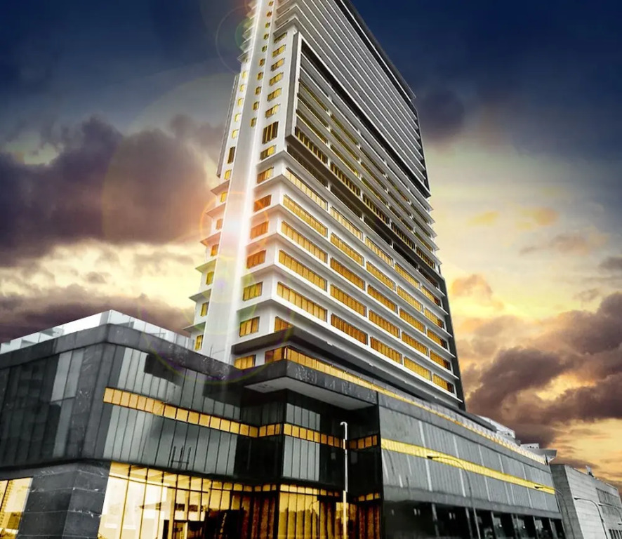The Residences at BCCT by Stays PH Cozy retreat with hotel-style comforts and convenience, best location in BGC