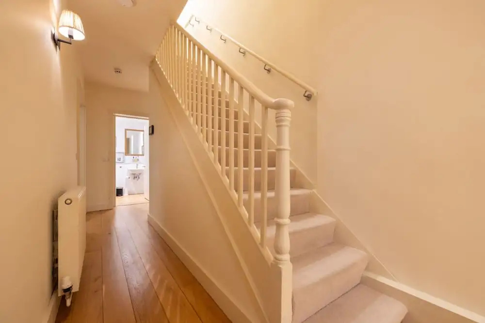 London Hues 2 Bedroom Apartment