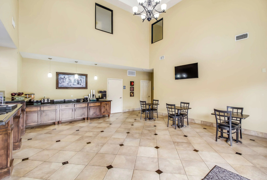 Americas Best Value Inn & Suites Tomball