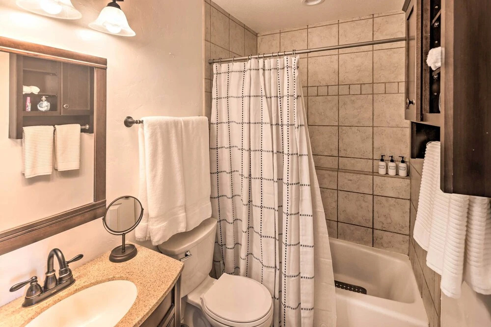 Private Pool & Patio: Lake Havasu Home
