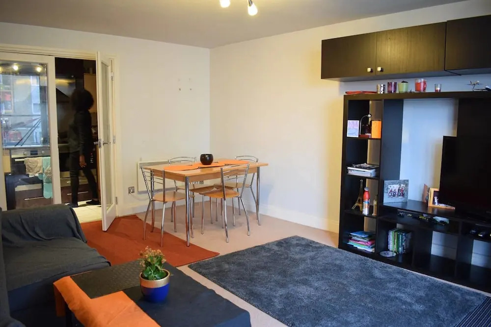 2 Bedroom Apartment With Stunning Balcony Views
