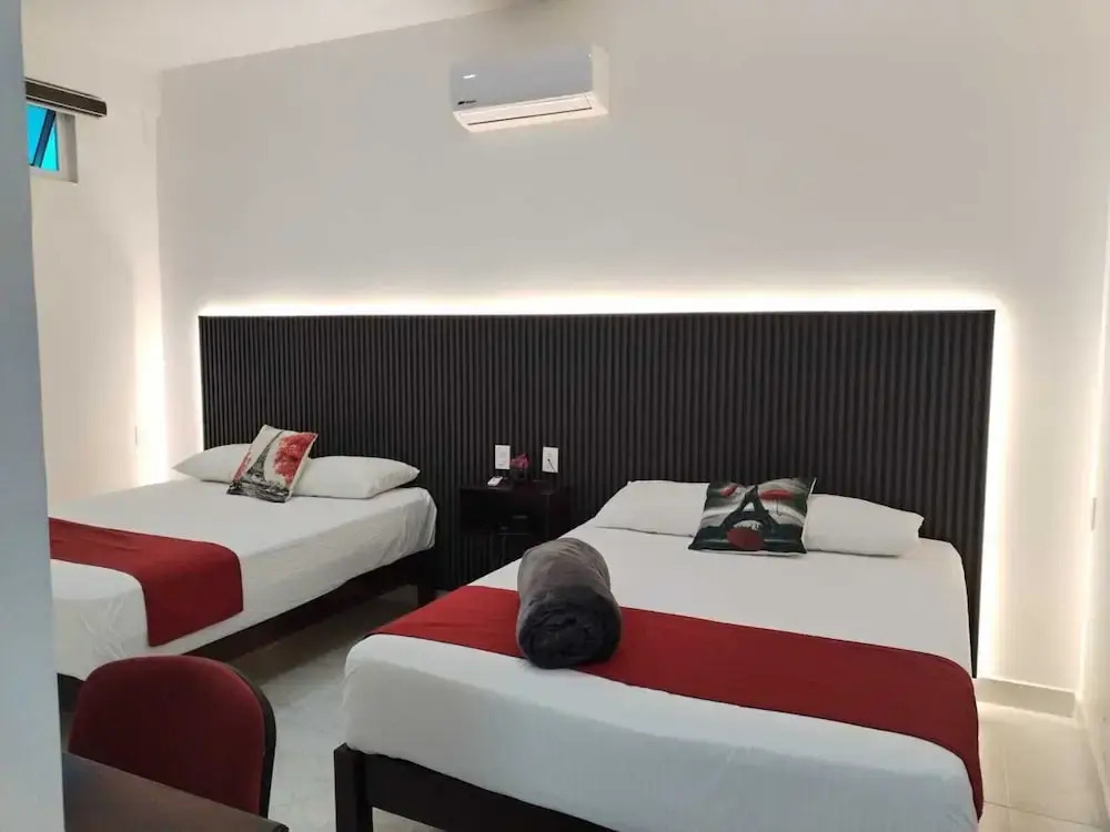Hotel Cermar Plaza