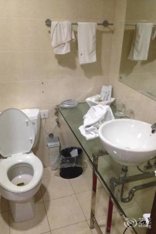 Shanghai East Asia Sport Hotel