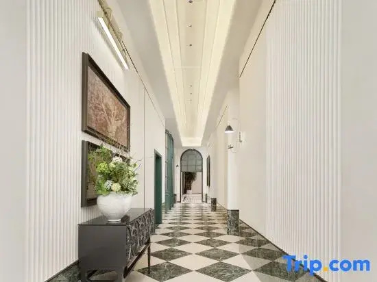 Kelton International Hotel