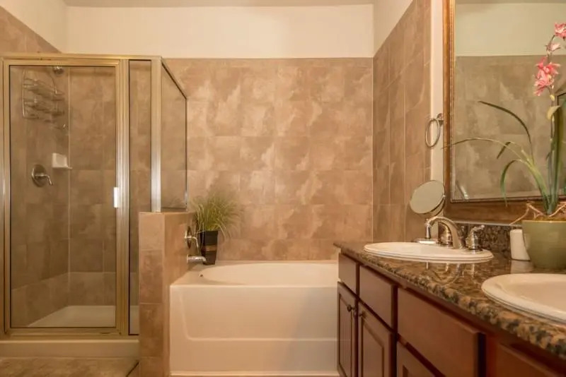 906 Charo Parkway Unit 432 2 Bedrooms, 2 Bathrooms