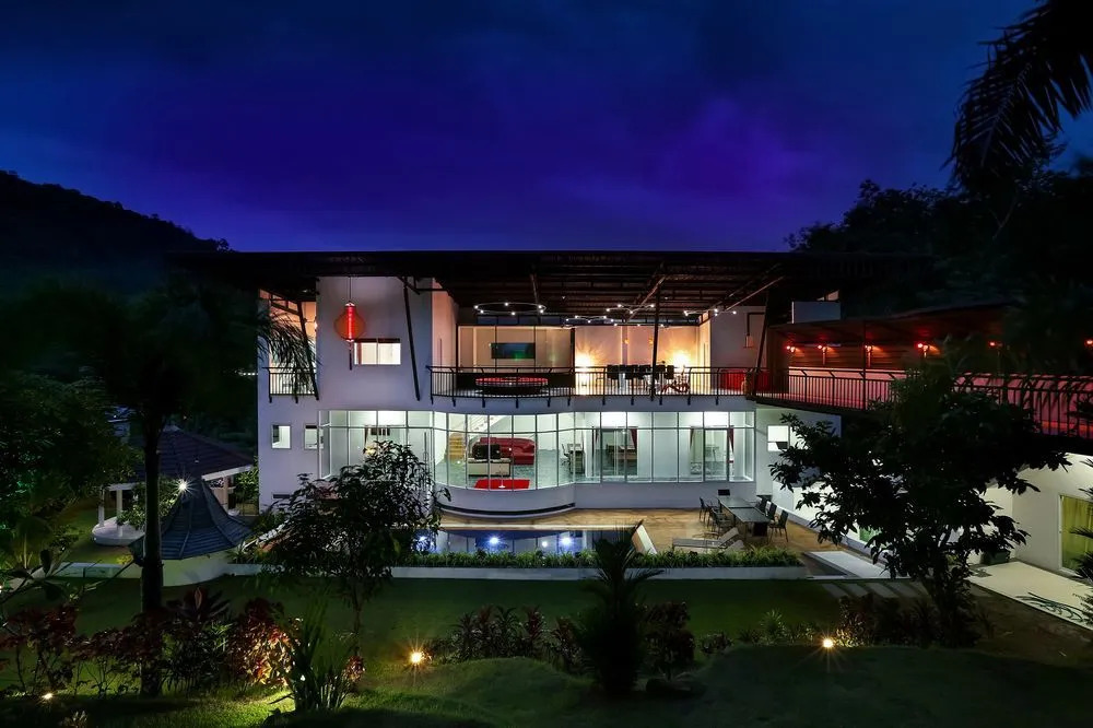 Villa Nap Dau 8 Bedrooms