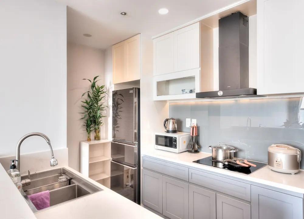 REM Rivergate Garden Pool Signature Apartments