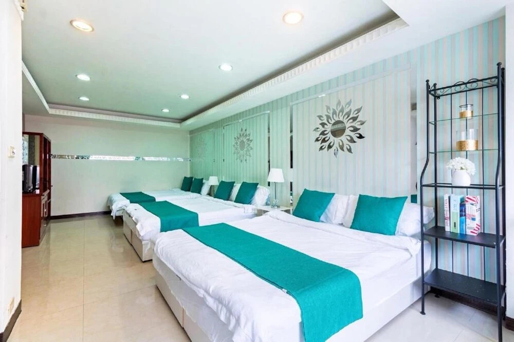SHAKA Apartment