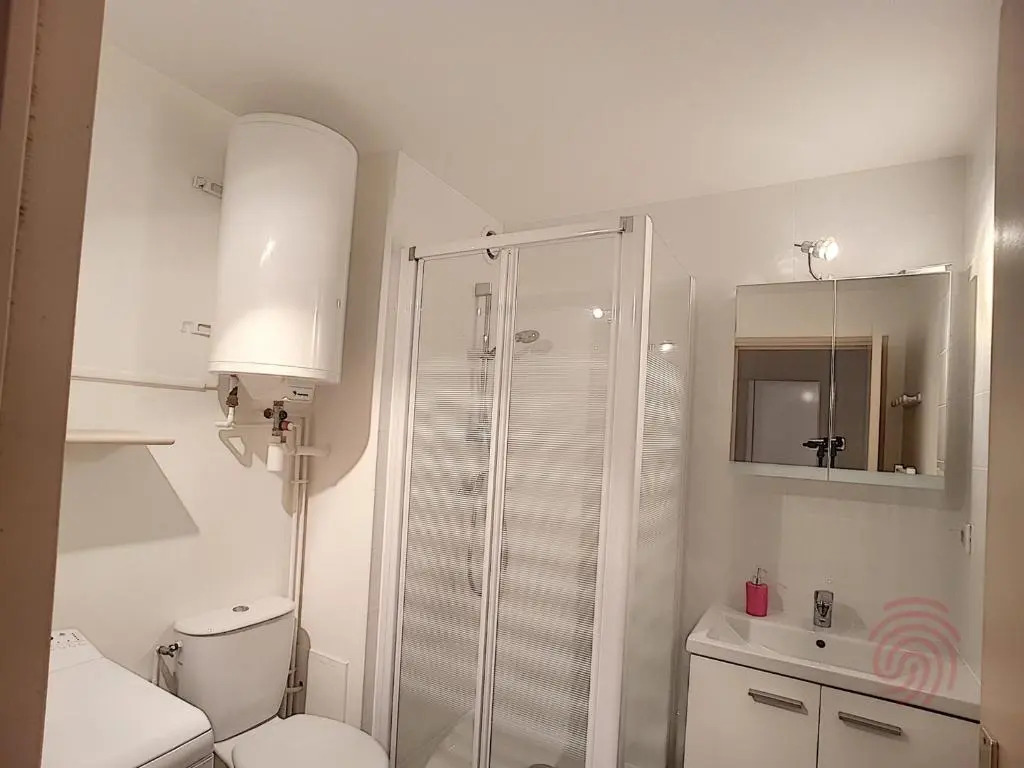 Appartement Lamalou-les-Bains, 1 pièce, 2 personnes - FR-1-451-145
