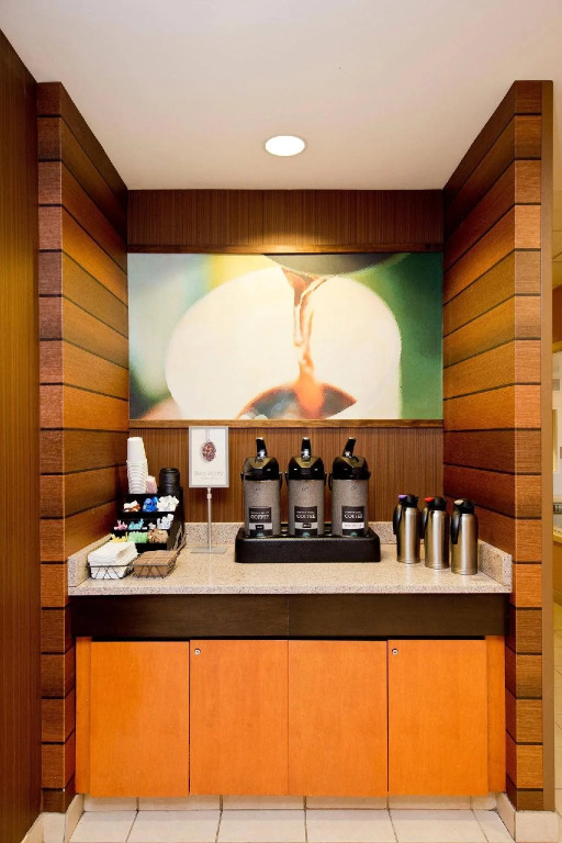 Fairfield Inn and Suites by Marriott Winchester