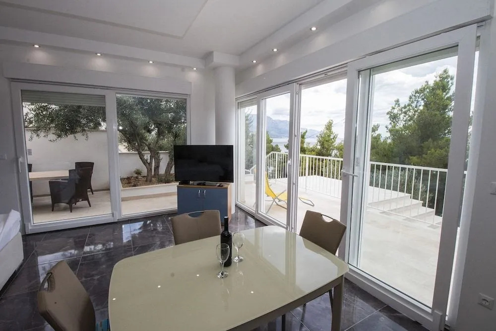 Luxury apartment INA