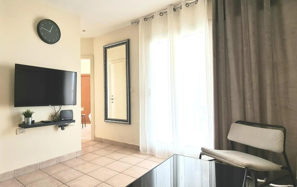 GO to apartments in Leonardo