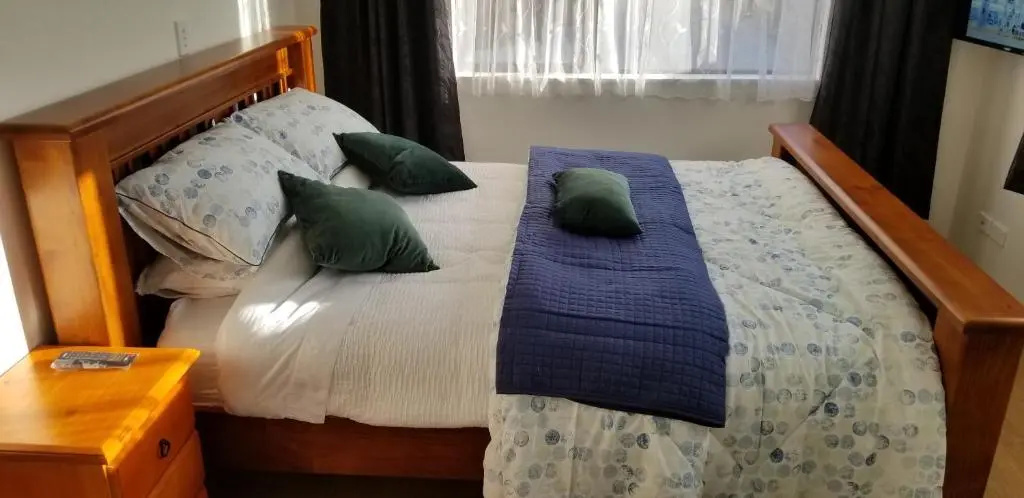 New Smart Home Nearby Plaza