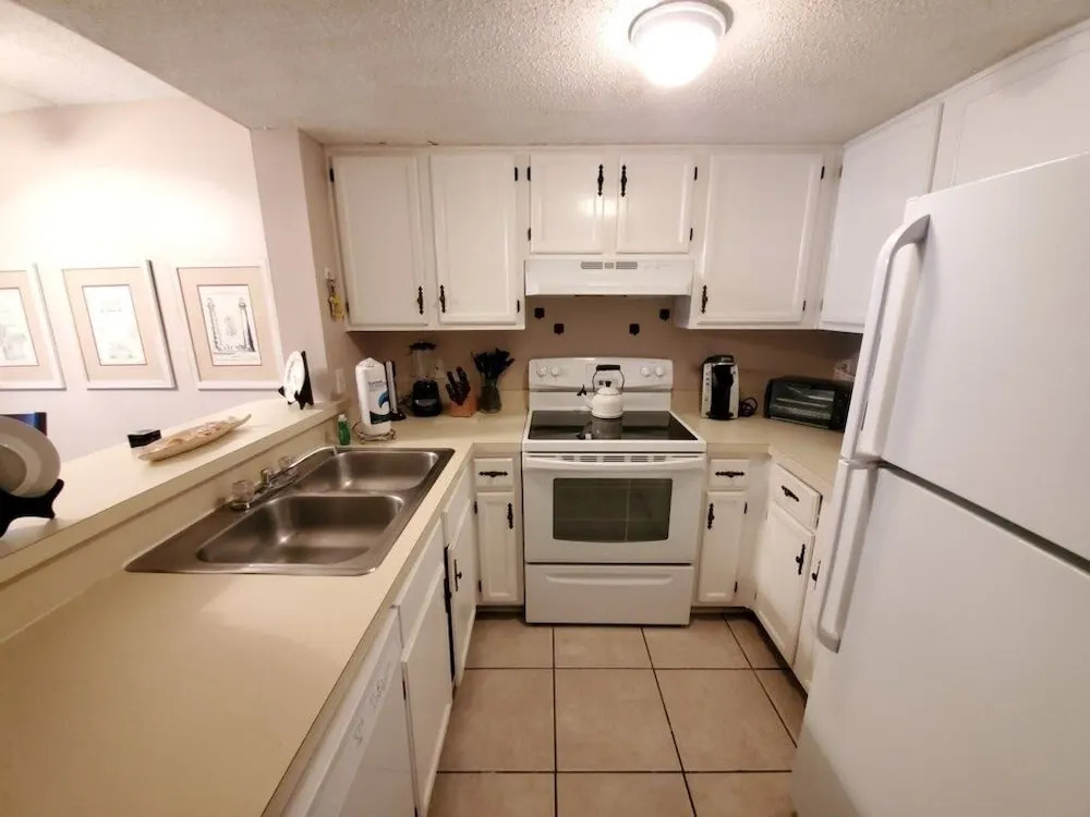 St. Augustine Ocean And Racquet 3102 2 Bedroom Condo by RedAwning