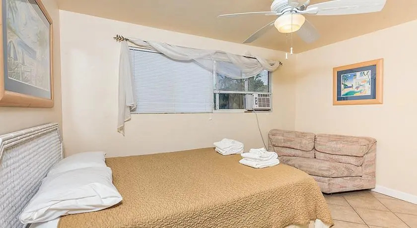 Beach Pub Beauty Apartment #2 by Vacation Rental Pros