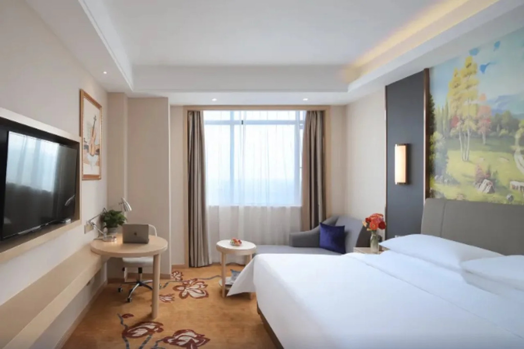 Vienna International Hotel (Pinghu Zhangjiang Science and Technology Park)