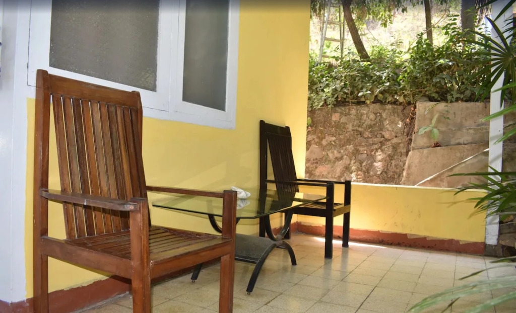 Bajo Beach Hotel