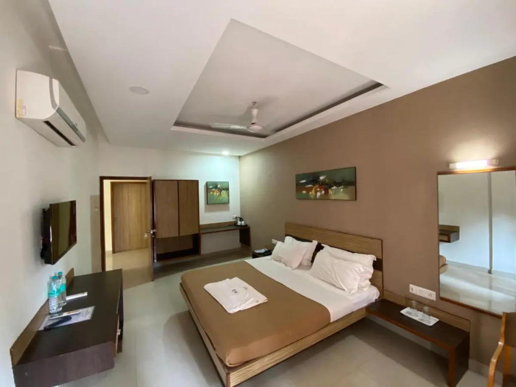 Hotel Chivala Beach