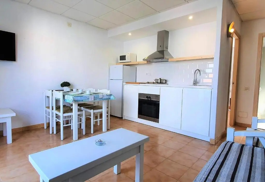 Apartment 30 meters from the beach