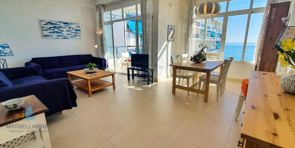 Skol 933. Fantastic 2 Bedrooms Apartment on the 9th Floor with Wonderful Sea Views