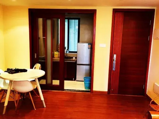 Shili Yintan Shili Renjia Holiday Apartment Hotel