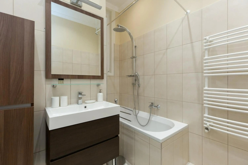 City Center Grand Luxury w 2BR/2BT