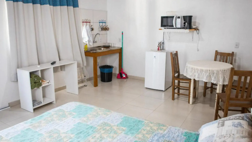 Apartamento confortável e amplo, próximo ao Parque Beto Carrero e praia de Armação