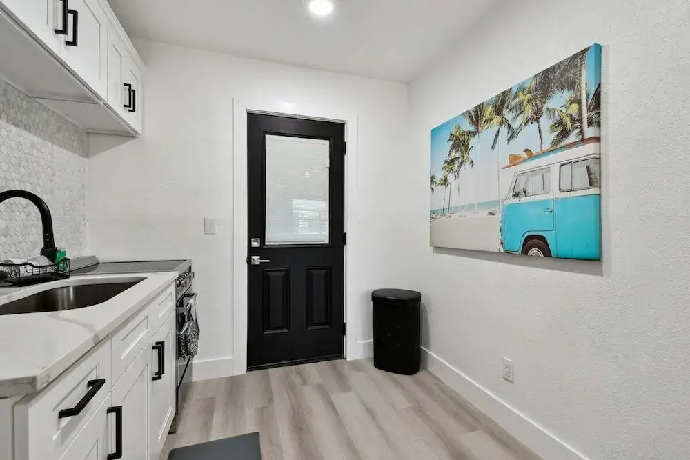 117 127th Ave E Unit 6