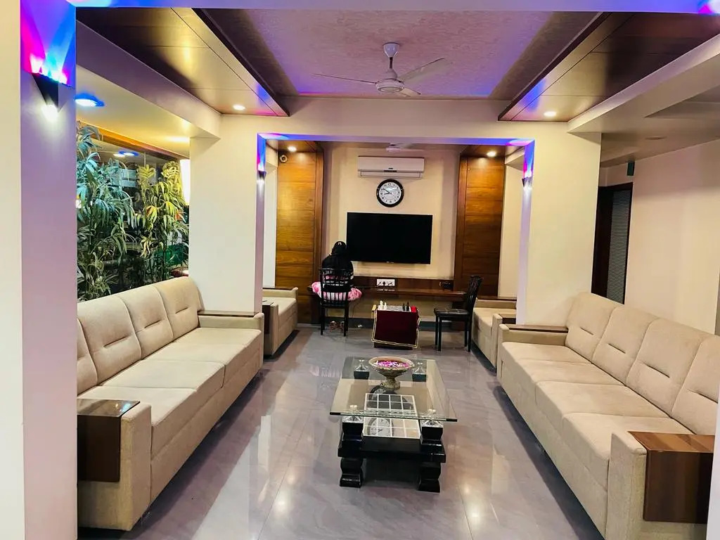 Hotel Dhantara