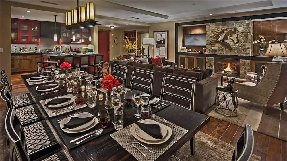 Sleeping Giant 518 4 BedroomCondo By Moving Mountains