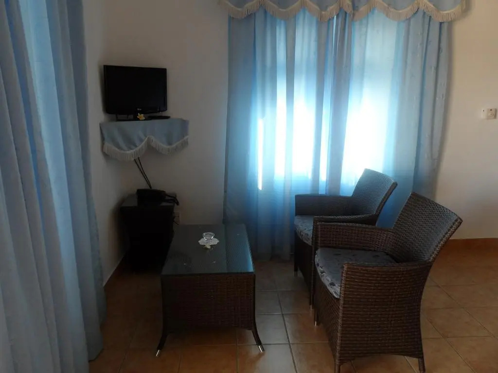 Divers Lodge Guest House