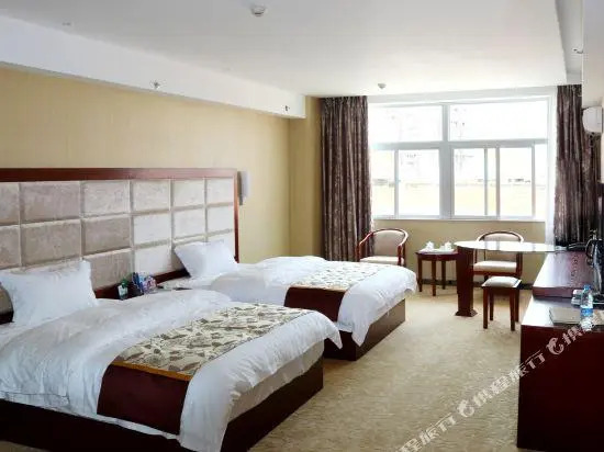 Yuxi Better Than Home Hotel
